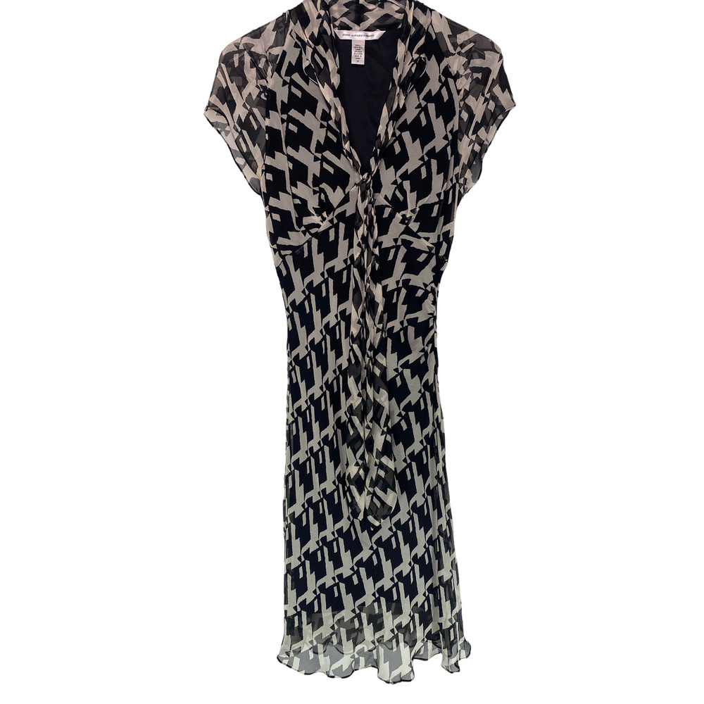 Diane Von Furstenberg Black and White Dress